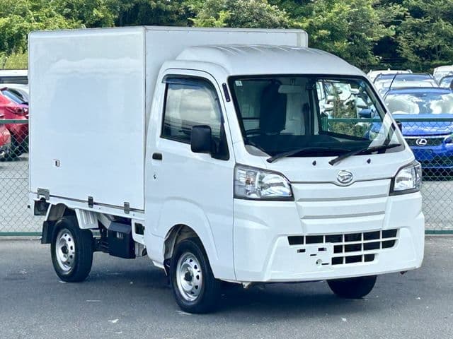 DAIHATSU