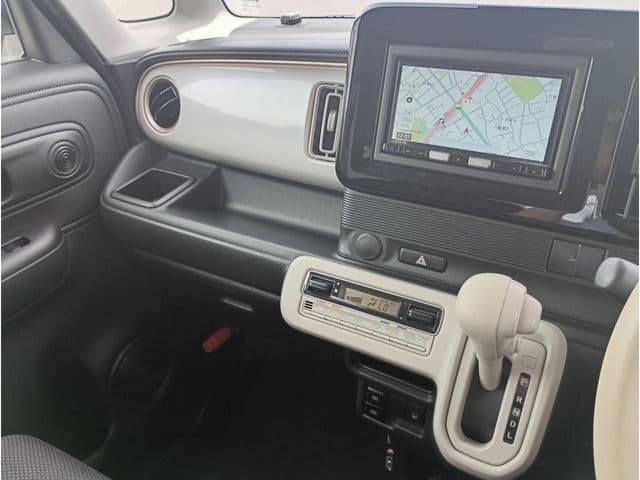 Car thumbnail 4