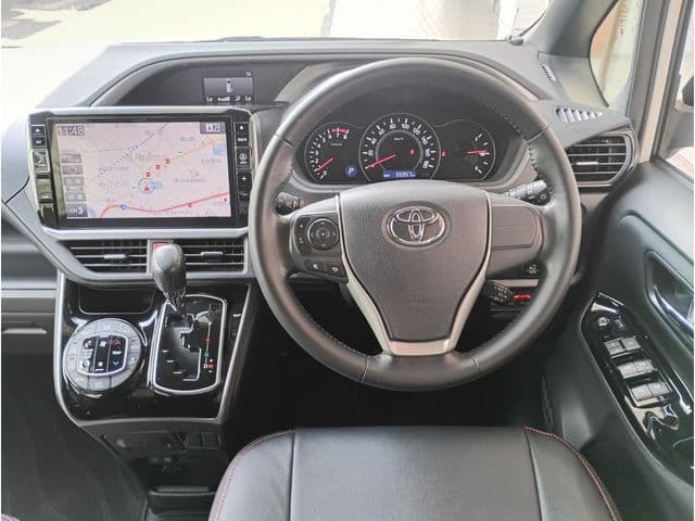 Car thumbnail 2