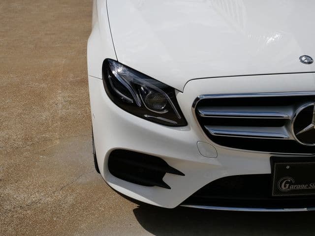 MERCEDES BENZ