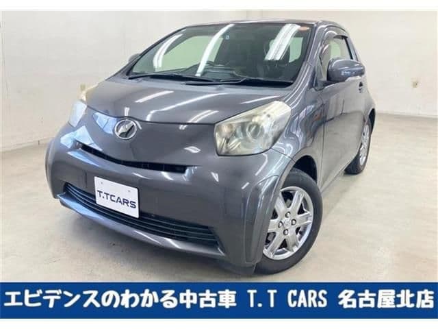 TOYOTA iQ