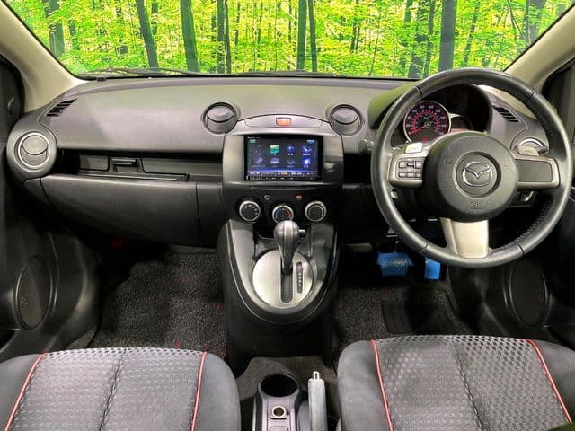 Car thumbnail 2
