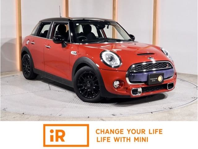 Car image 1