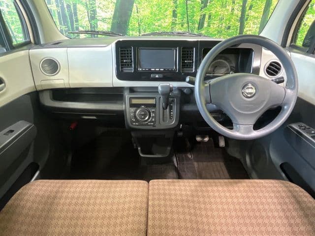 NISSAN
