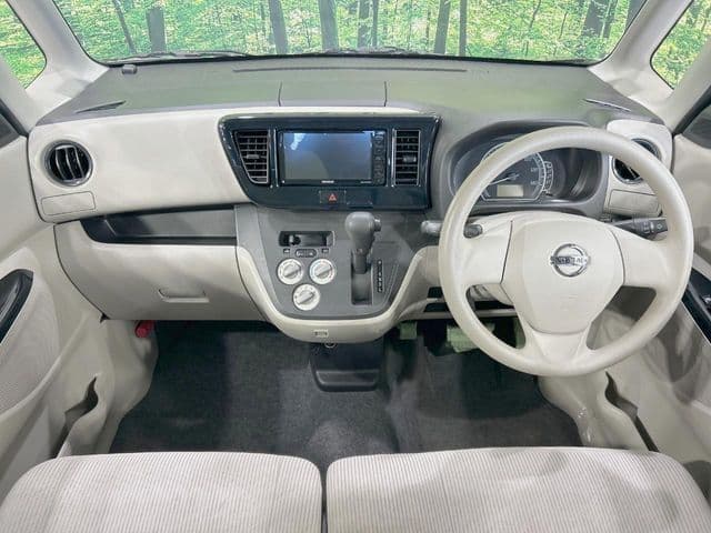 NISSAN