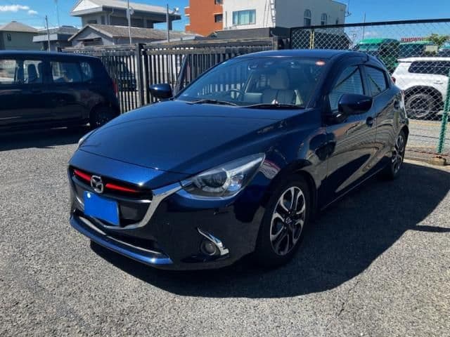 Car image 1