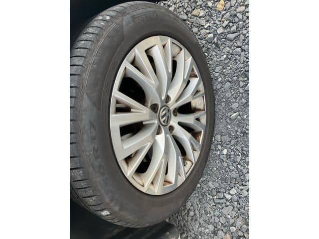 Car thumbnail 3