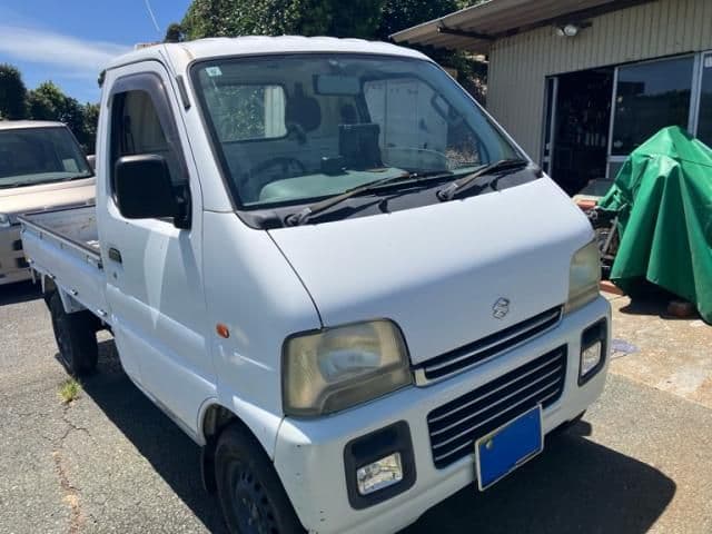 SUZUKI