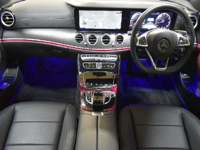 MERCEDES BENZ