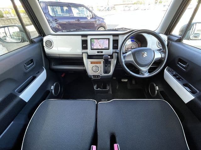 Car thumbnail 2