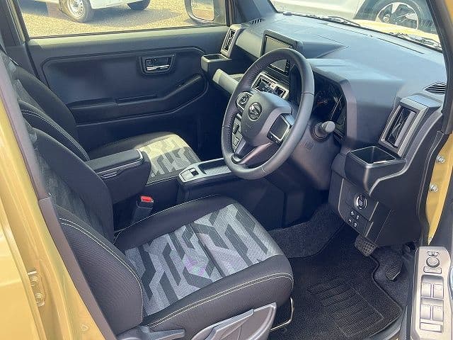 Car thumbnail 4