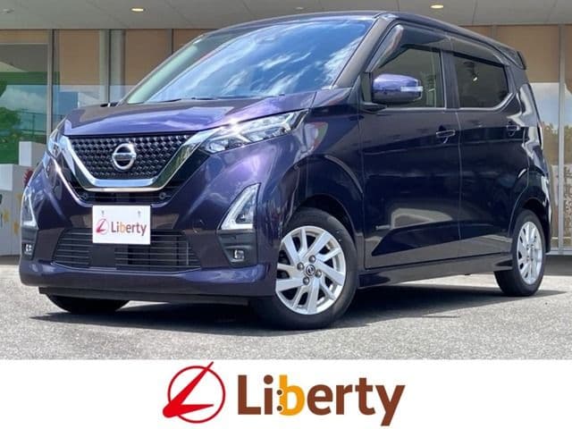 NISSAN
