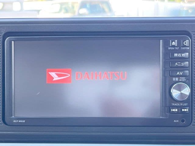 Car thumbnail 3
