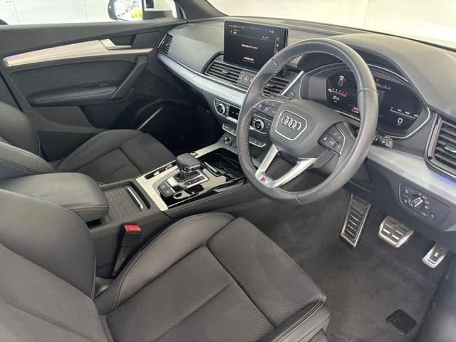 AUDI