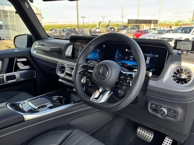 MERCEDES BENZ