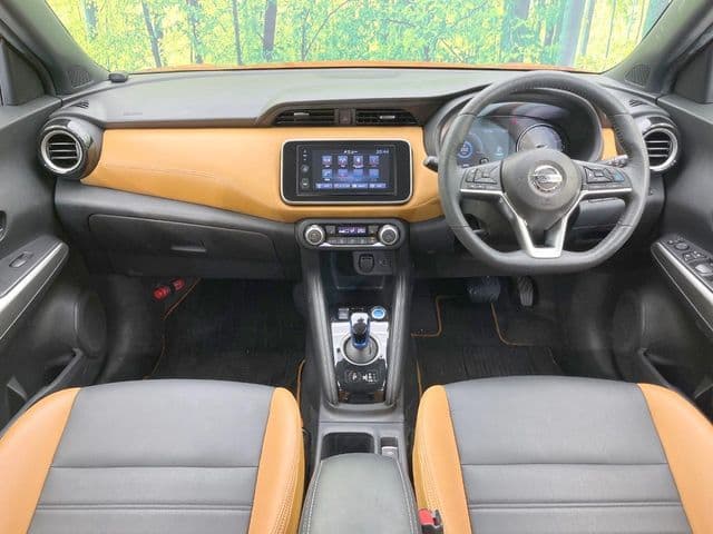 NISSAN