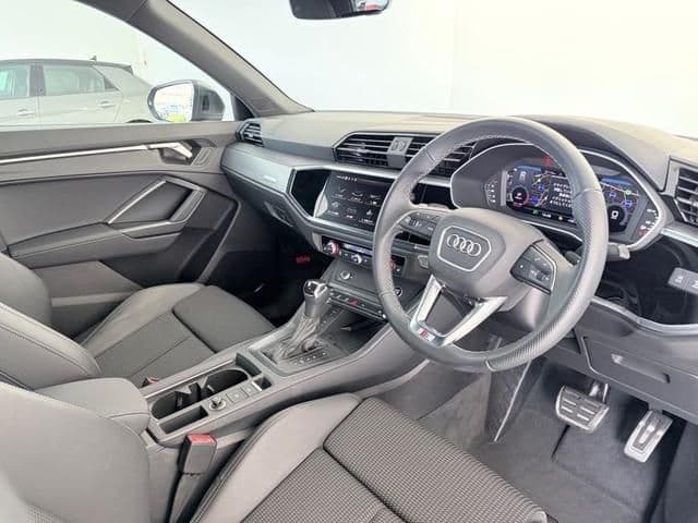 AUDI