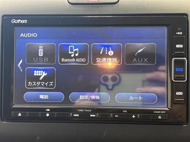 Car thumbnail 4