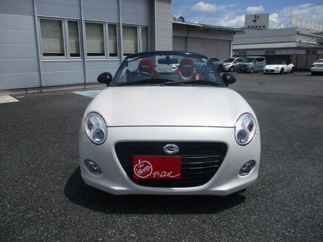 Car thumbnail 4
