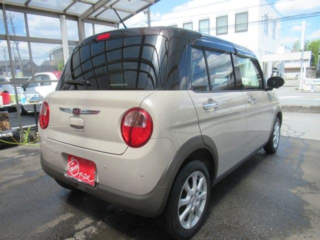 Car thumbnail 3