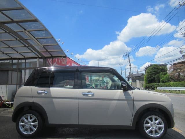 Car thumbnail 4