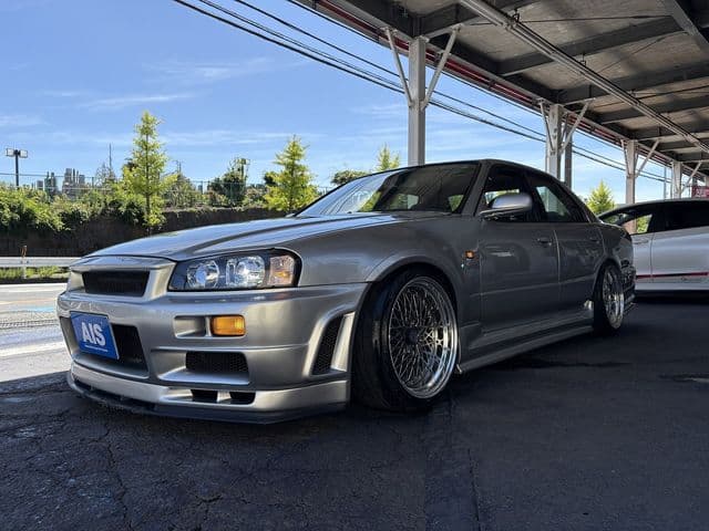 Car image 1