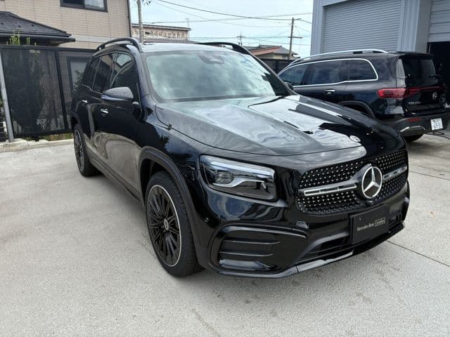 MERCEDES BENZ