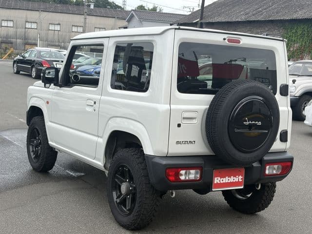Car thumbnail 3