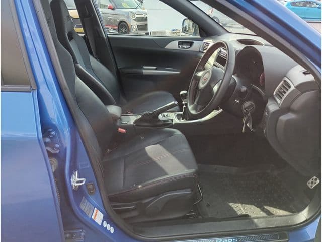 Car thumbnail 2