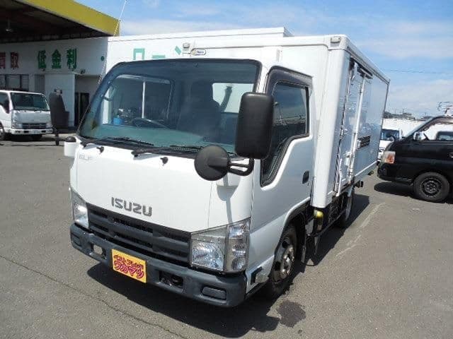 ISUZU
