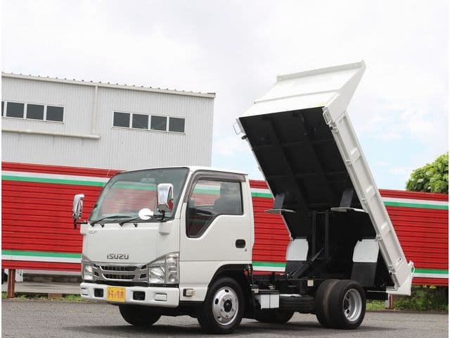 ISUZU