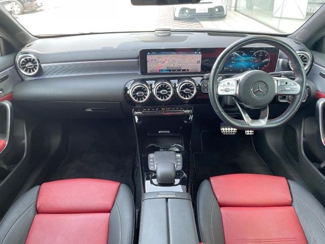 MERCEDES BENZ