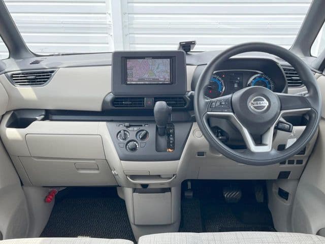 NISSAN