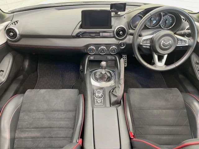 Car thumbnail 2
