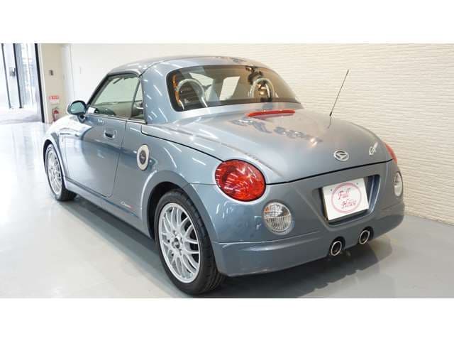 Car thumbnail 4