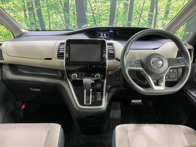NISSAN