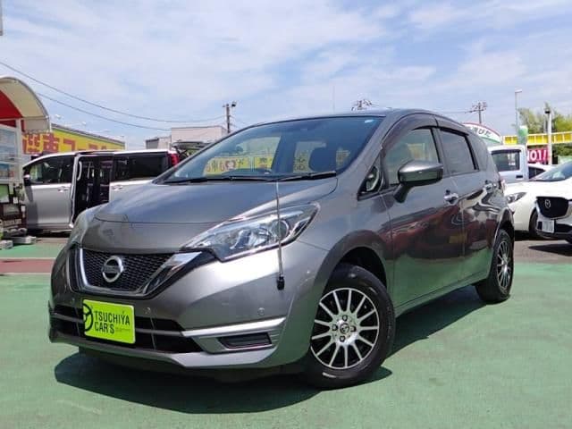 NISSAN