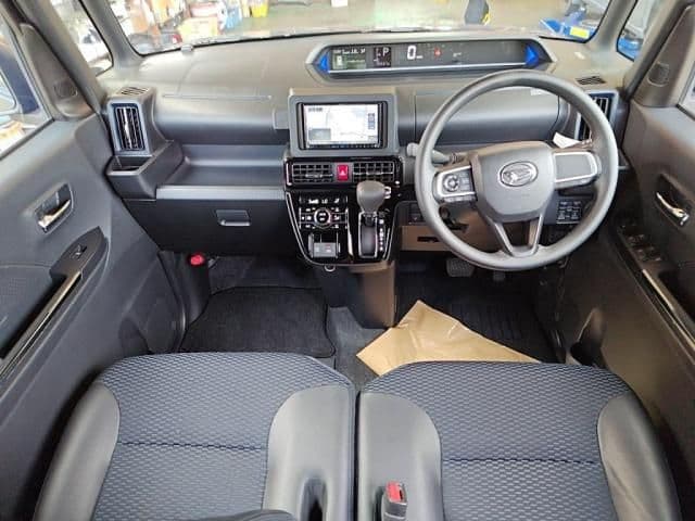 Car thumbnail 3