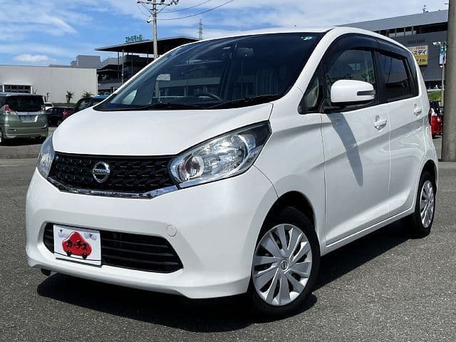 NISSAN
