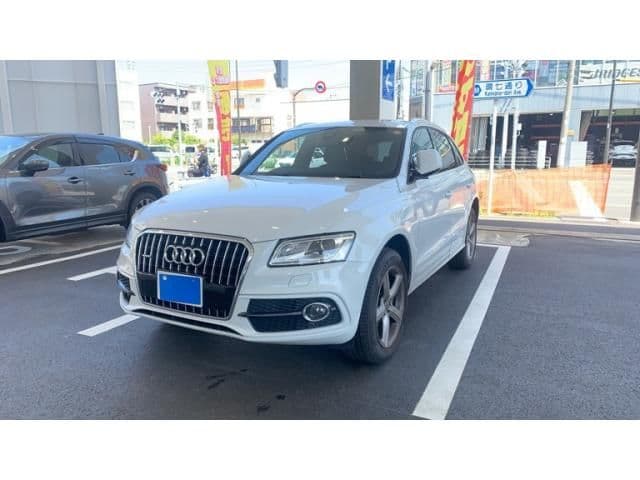 AUDI AUDI Q5