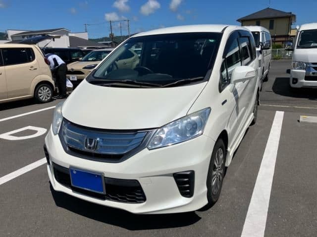 Car image 1