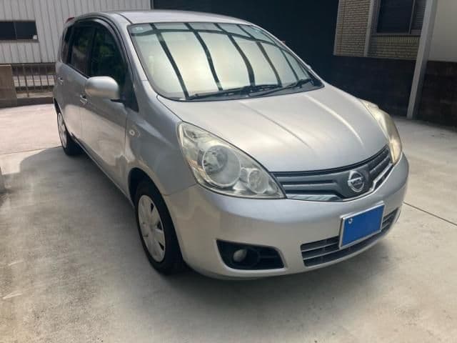 NISSAN