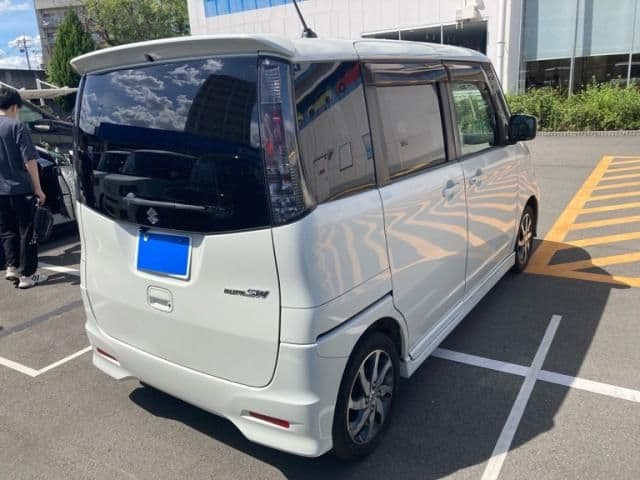 Car thumbnail 2