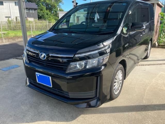 Car image 1