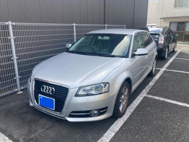 Car image 1