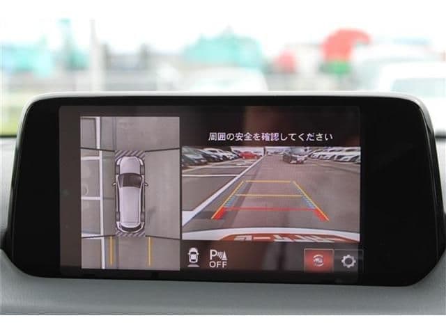 Car thumbnail 3