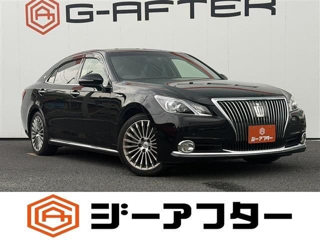 TOYOTA CROWN MAJESTA HYBRID