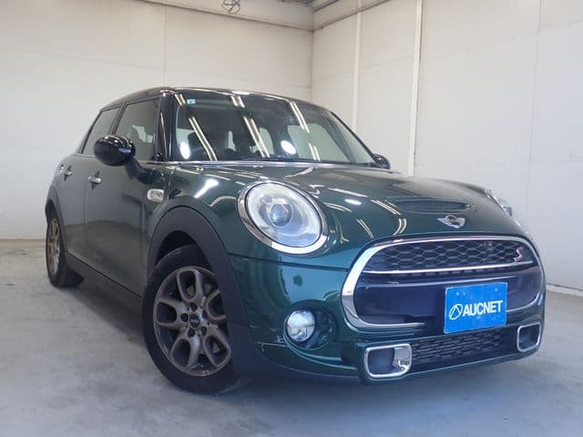 Car image 1