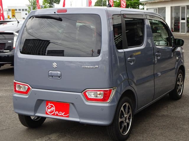 Car thumbnail 3