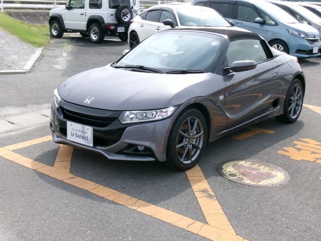 Car image 1